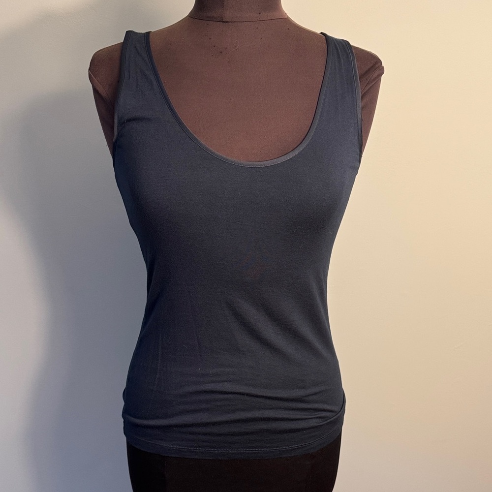 Banana Republic Classic Navy Blue Sleeveless Tank Top